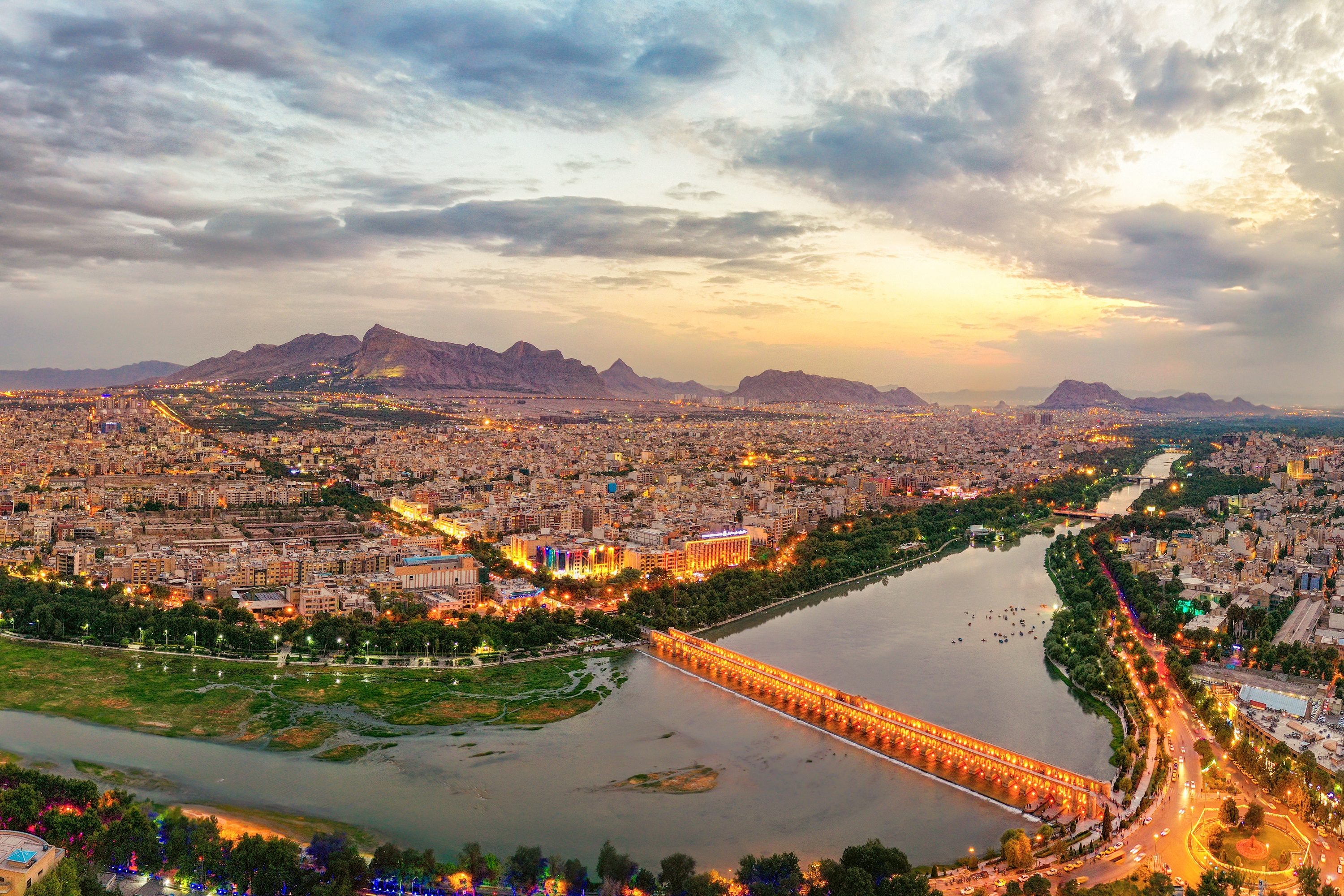  قالیشویی در اصفهان